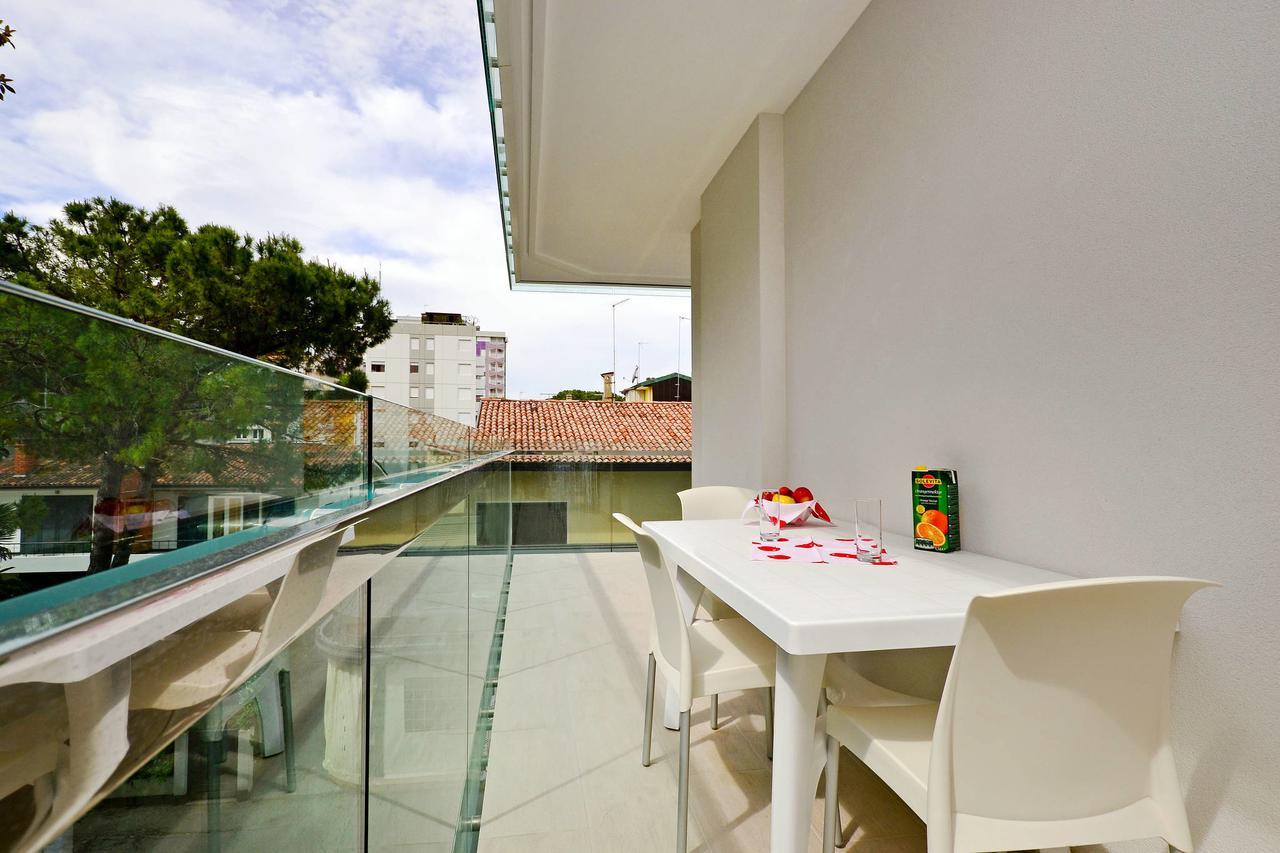 Apartment Fiore-1 By Interhome Lignano Sabbiadoro Eksteriør bilde